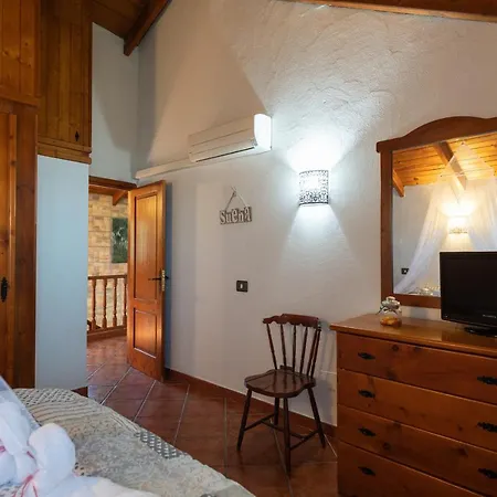 The Corner Of Dreams - Pool - Parking - Rural Villa