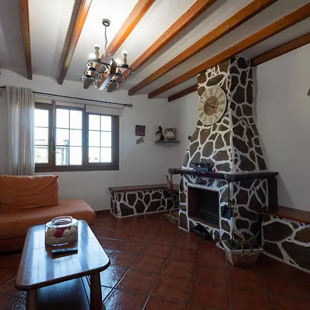 The Corner Of Dreams - Pool - Parking - Rural Tenteniguada