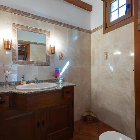 The Corner Of Dreams - Pool - Parking - Rural Villa *