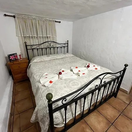 The Corner Of Dreams - Pool - Parking - Rural Villa