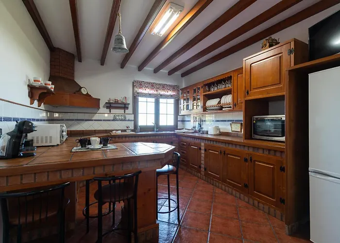 Villa The Corner Of Dreams - Pool - Parking - Rural
