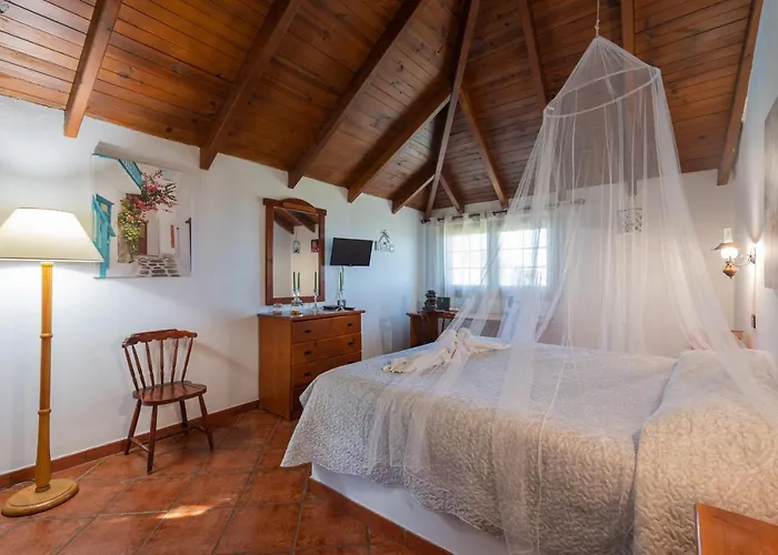 Villa The Corner Of Dreams - Pool - Parking - Rural
