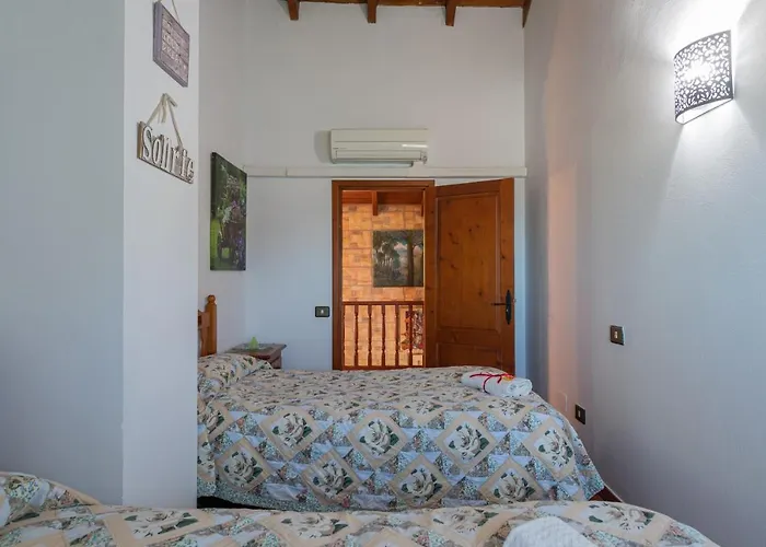 The Corner Of Dreams - Pool - Parking - Rural Villa