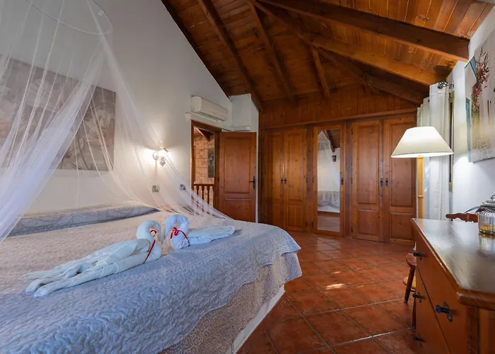 The Corner Of Dreams - Pool - Parking - Rural Villa